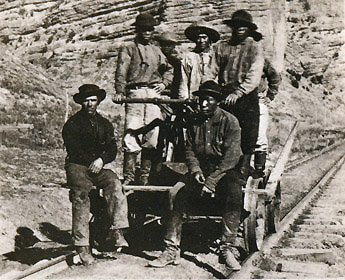 Central Pacific Chinese Workers, T. C. Roche, photo
