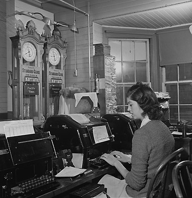 Teletype Operator, ATSF, Seligman, AZ, 1943, Jack Delano photo, courtesy U.S. Library of Congress