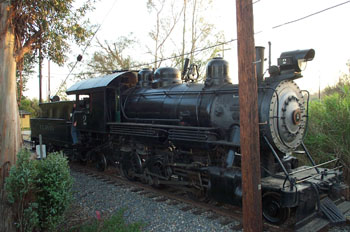 Ventura County No. 2 Switching Cars at Orange Empire Railway Museum (Richard Boehle photo)