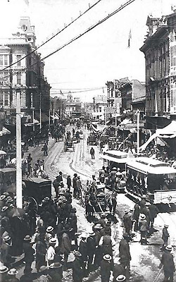 Los Angeles Cable Railway on Spring St, opening day June 8, 1889 (huntington Library)